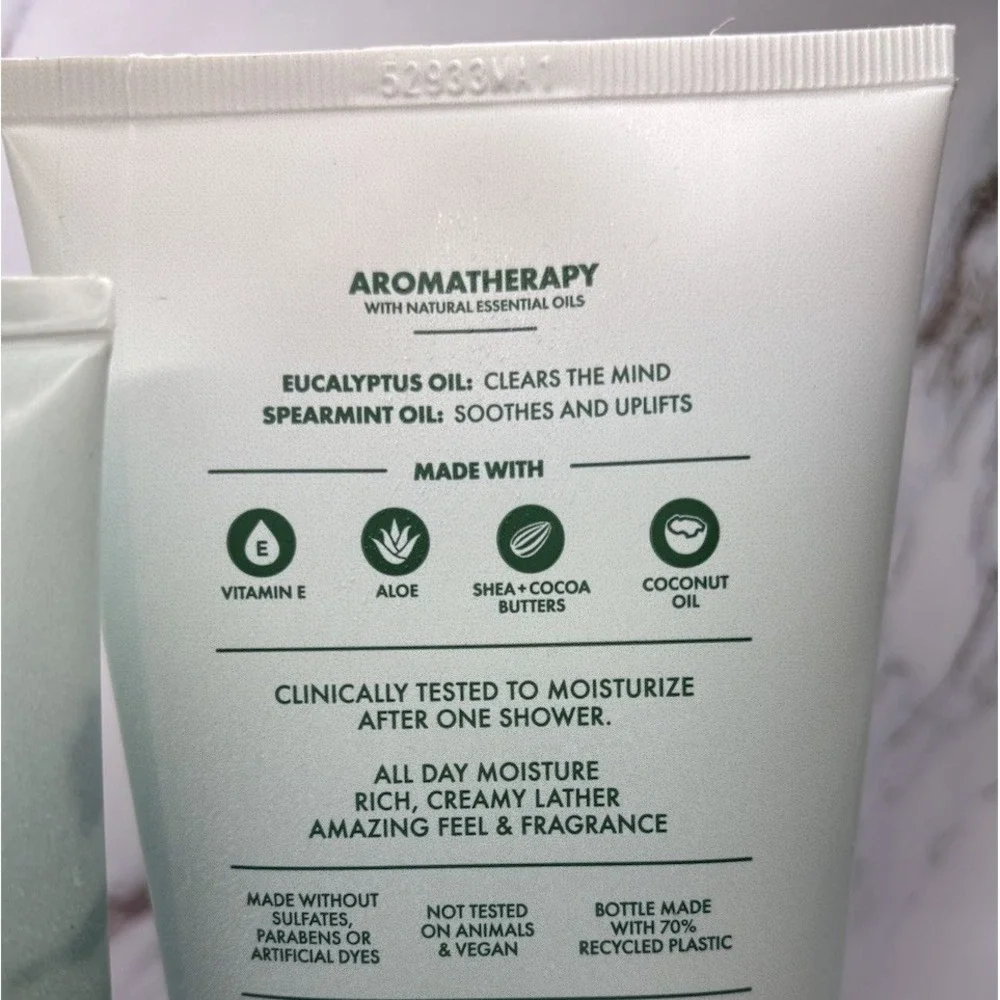 Bath & Body Works Aromatherapy Stress Relief Body‎ Wash & Lotion Set